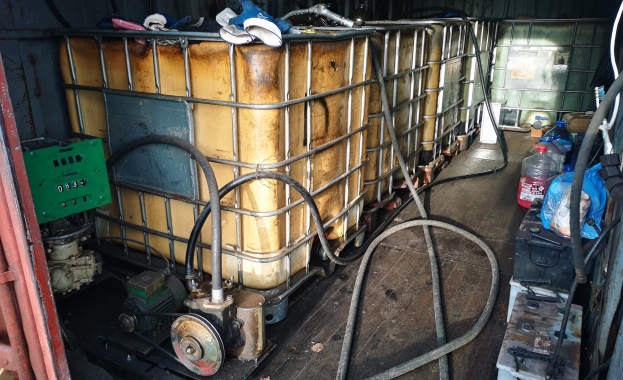 НАП запечата обект за зареждане с течни горива в Бургас 