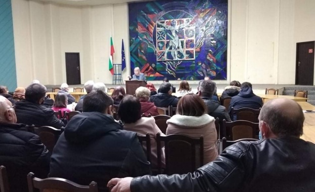 Срещите на БСП из цялата страна с членове и симпатизанти