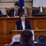 Нинова: Внасяме решение за обявяване на форсмажорни обстоятелства