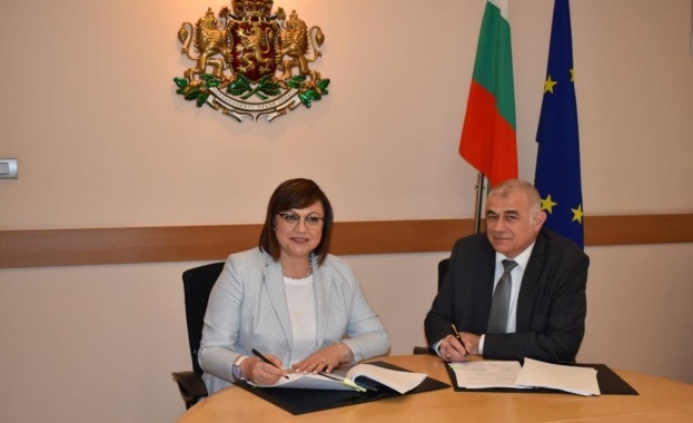 Вицепремиерът Нинова и министър Гьоков заедно с екипите си в