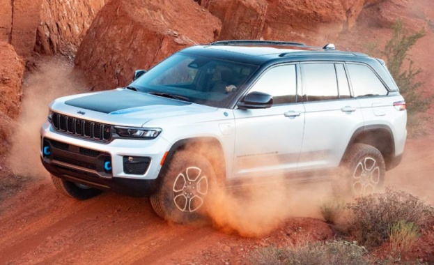 Новият Grand Cherokee е най-луксозният джип досега (Видео)