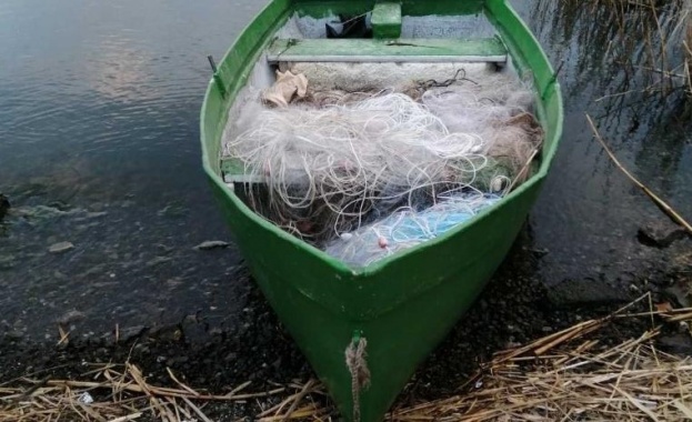 След подаден сигнал за поставени хрилни мрежи в близост до