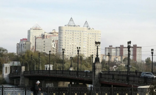 Снарядът попадна в жилищна сграда в близост до центъра на