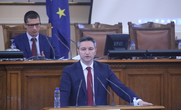 Всяка помощ за Украйна ще получи нашата пълна подкрепа но