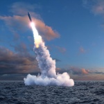 Русия провежда учения с ядрени подводници и ракети