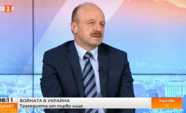 След като организираха евакуацията на стотици души от началото на