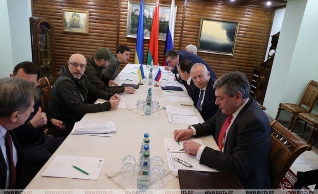 Започна вторият кръг от преговорите между Киев и Москва