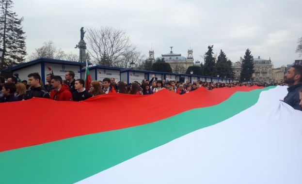 В Русе отбелязват 3 март с шествие с 80 метрово българско