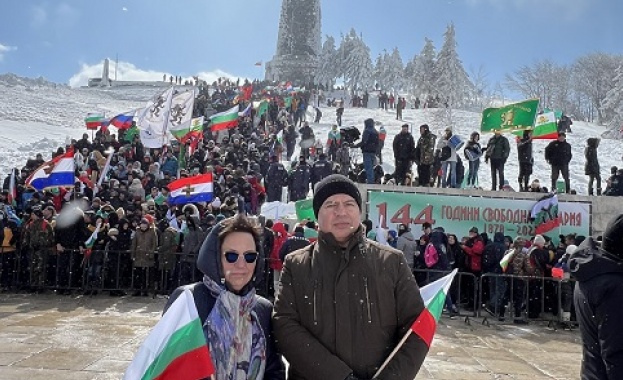 Председателят на парламентарната група на БСП Георги Свиленски и зам председателят