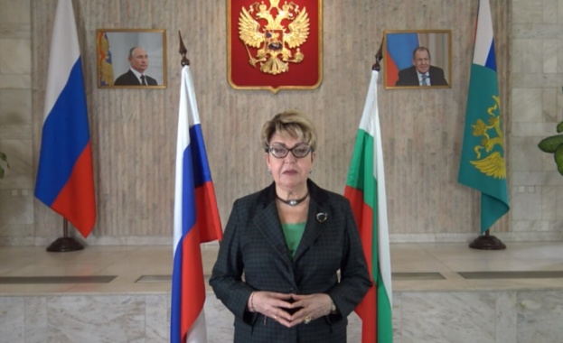 Скандалът с изгонването на 70 те руски дипломати добива застрашителни размери