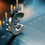 Еврото тръгна нагоре в началото на новата година и достигна близо 1,07 долара