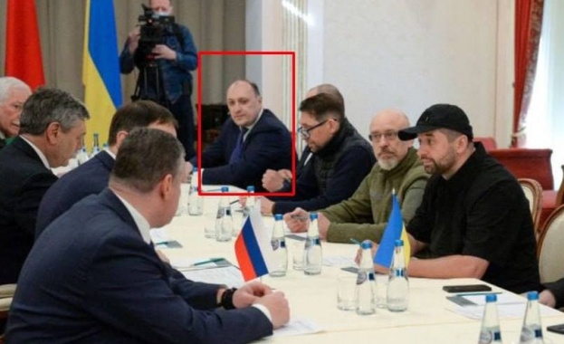 СБУ уби член на преговорната делегация на Украйна Денис Киреев