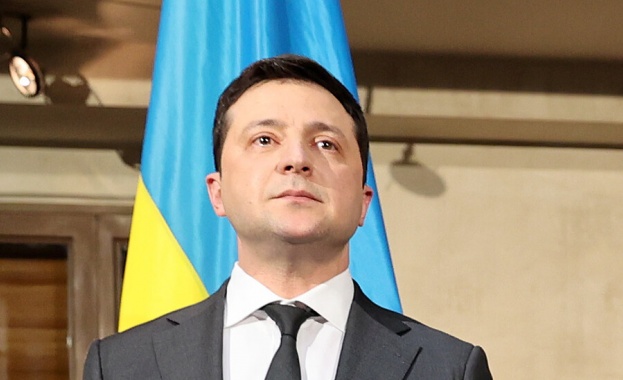 Президентът на Украйна Володимир Зеленски изрази готовност да преговаря за