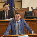 Иван Ченчев: Живеем във време на кризи, но трябва ли да забравяме децата и младежките политики