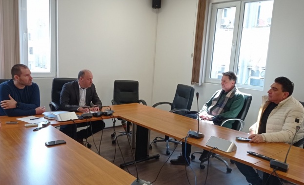 Изпълнителният директор на ИАРА Христо Панайотов прие представители на различни