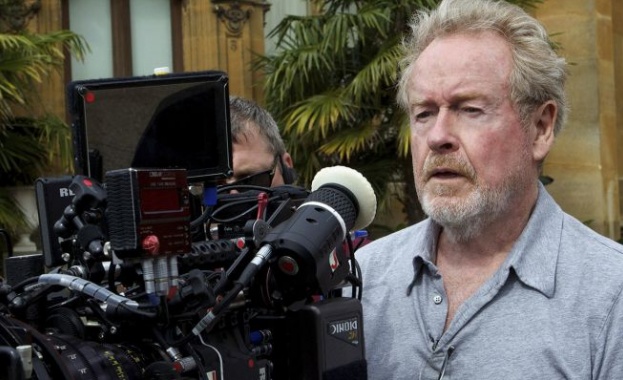 Актьорът спечели Оскар за Жокера В пространството се появиха първите