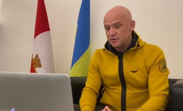 Кметът на Одеса Генадий Труханов заяви че автобусите които евакуират