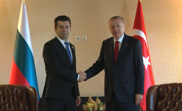 „Имахме много конструктивна среща с президента Ердоган. Обсъдихме засилването на