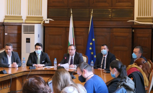 Сортови семена Елит саботира действията на държавата Това съобщи