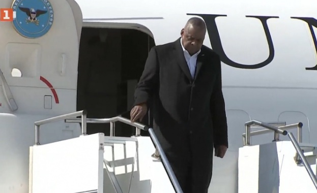 Министърът на отбраната на САЩ Лойд Остин отново е приет