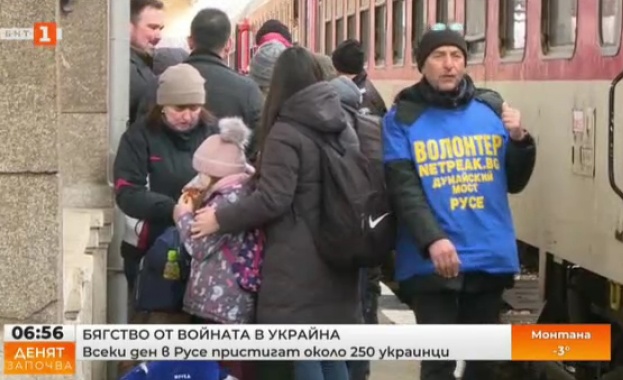 Всеки ден с международния влак от Букурещ на централната гара