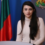 Лена Бориславова: Не ми е известно да има посредник, който да е резервирал капацитета на България за газ