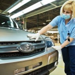 "АвтоВАЗ" спира повечето си производствени линии заради недостиг на вносни компоненти