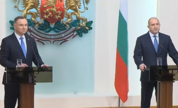 С Полша сме единни за укрепване на източния фланг на