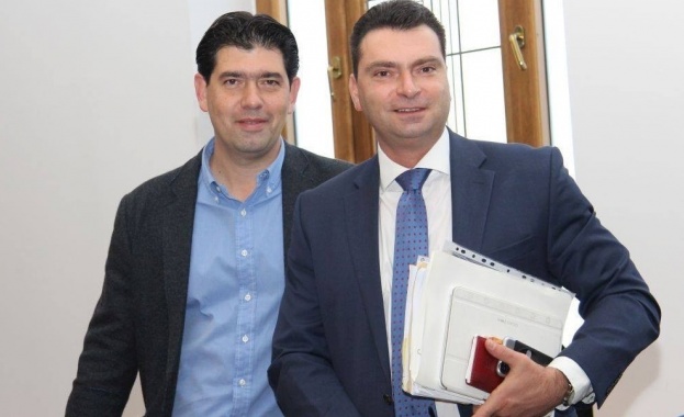 Днес в 13 00 часа досегашният председател на БСП София