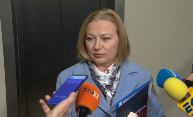 Министърът на правосъдието Надежда Йорданова изпрати до Върховния административен съд
