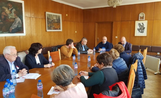 Георги Свиленски от Смолян: Заради социалната политика на БСП втората година от майчинството стана 710 лв.