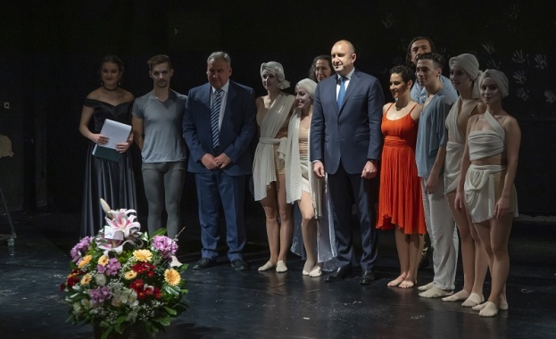 В днешния все по динамичен свят вие ни помагате да открием