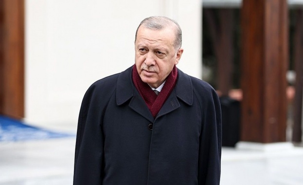 Турският президент Реджеп Тайип Ердоган нареди в петък да започне