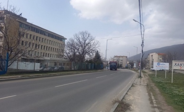 35 годишна жена е пострадала докато върви по тротоар на кръговото