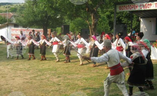 Празник на Селското хоро вписано в Националната представителна листа на