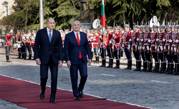 Румен Радев: България категорично подкрепя началото на преговорния процес за членство на Албания в ЕС