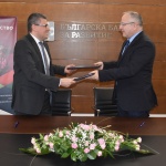 ББР ще си сътрудничи с Националния институт за изследвания и сертификация в подкрепа на българските розопреработватели