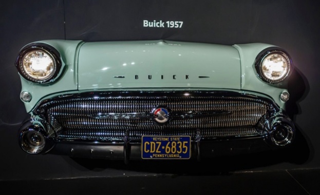 Смяната на броня на кола може да е приключение като