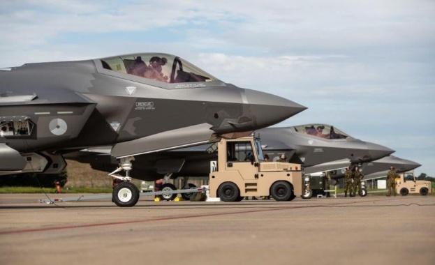 Военновъздушните сили на Кралство Нидерландия предислоцираха четири изтребителя F 35 в