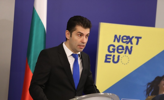 Петков: Планът за възстановяване ще финансира промяната в България
