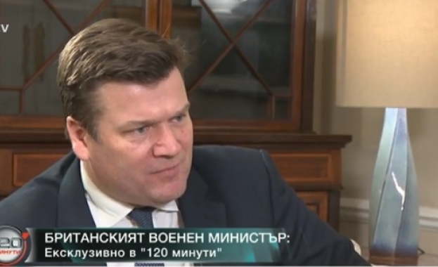 Позицията на Великобритания е че всеки искащ да помогне на