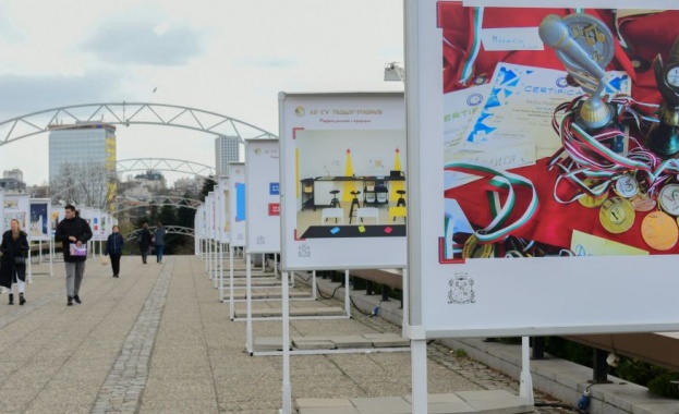 В края на пролетната ученическа ваканция и малко преди стартирането