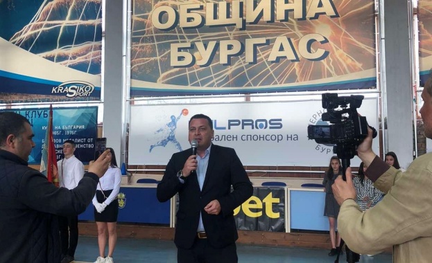 Видях много мотивирани деца и треньори които обаче няма къде