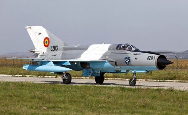 Самолет МиГ 21 на хърватските военновъздушни сили се разби край град