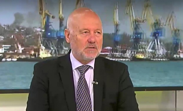 Със сигурност държавата не е преставала да търси решение на