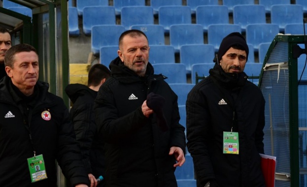 Стоян Колев е бил убеден лично от Стойчо Младенов да