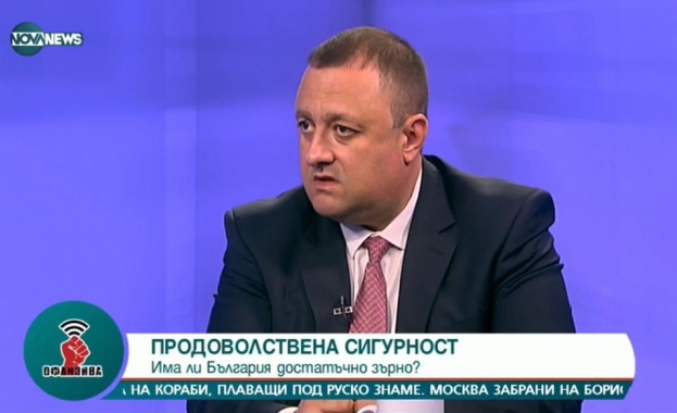 Министър Иван Иванов: Очакваме добра реколта 