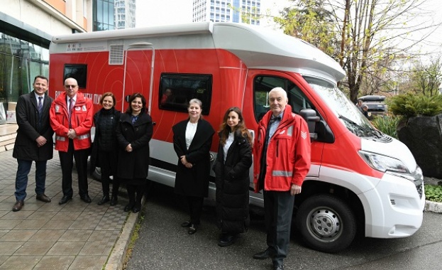 Важно е да не спираме да говорим по темата за