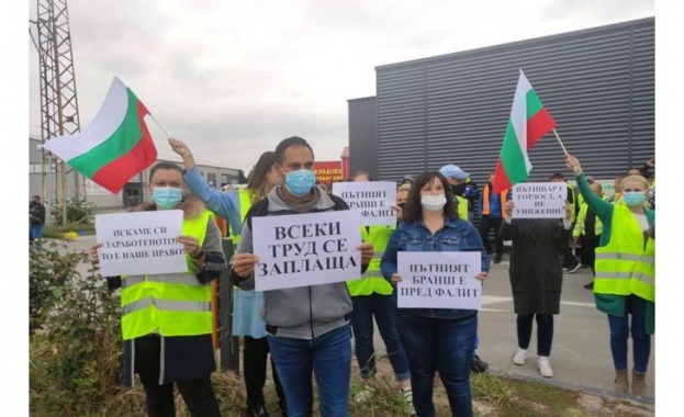 Въпреки че казусът с парите на пътностроителните фирми влиза за