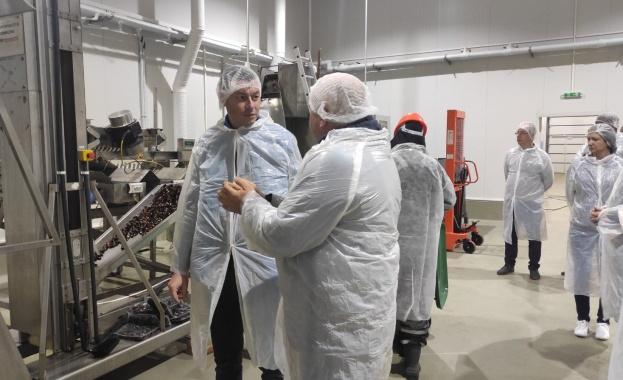 Продължаваме ползотворното сътрудничество с производители и преработватели от сектор Рибарство